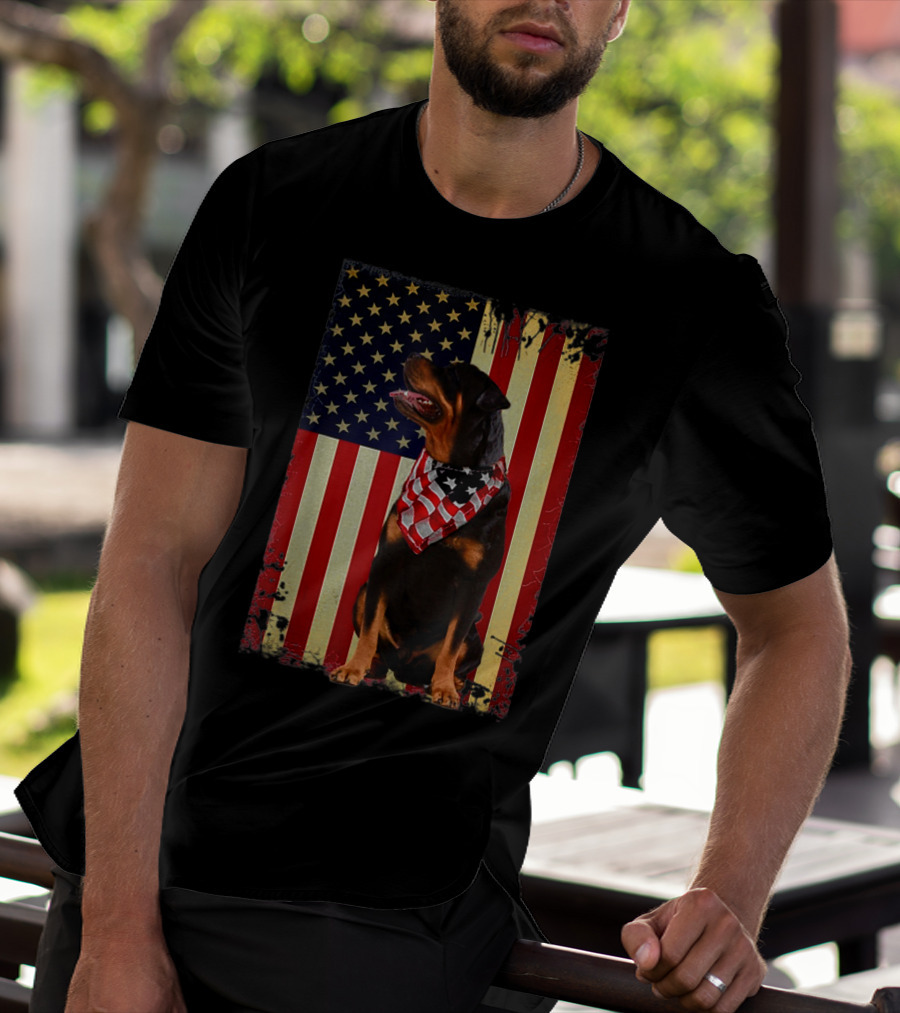 Rottweiler Smile American Flag Patriotic Independence T-Shirt