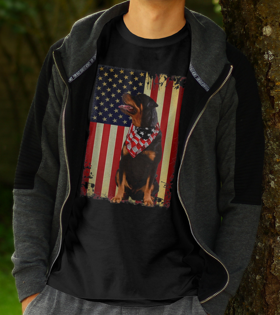 Rottweiler Smile American Flag Patriotic Independence T-Shirt