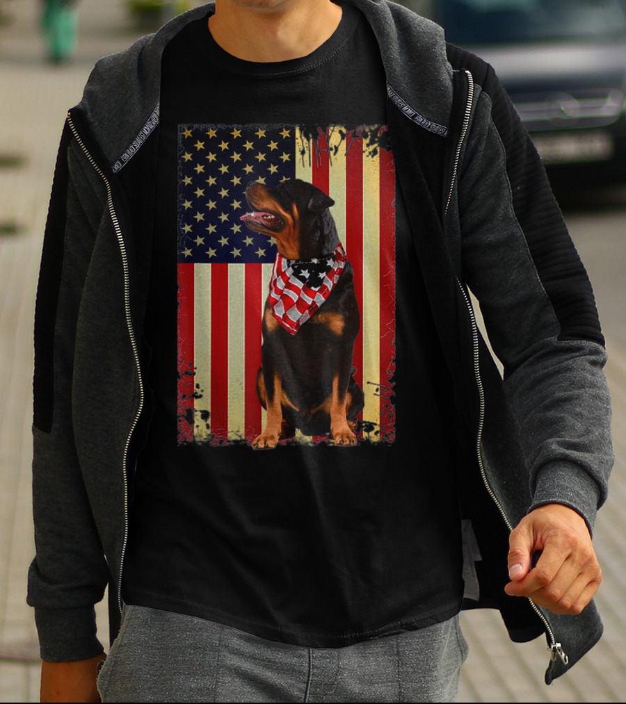 Rottweiler Smile American Flag Patriotic Independence T-Shirt