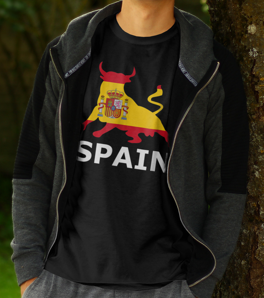 Spain Bull With Spanish Flag Crest T-Shirt