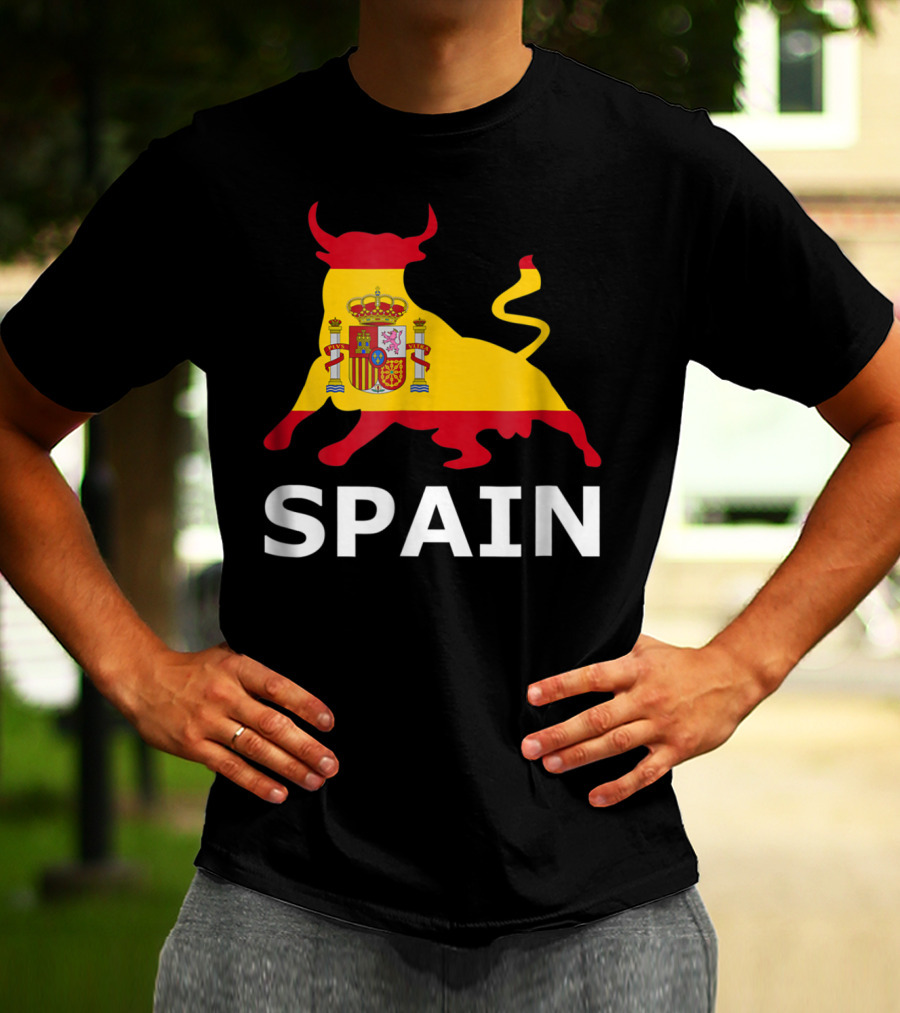 Spain Bull With Spanish Flag Crest T-Shirt