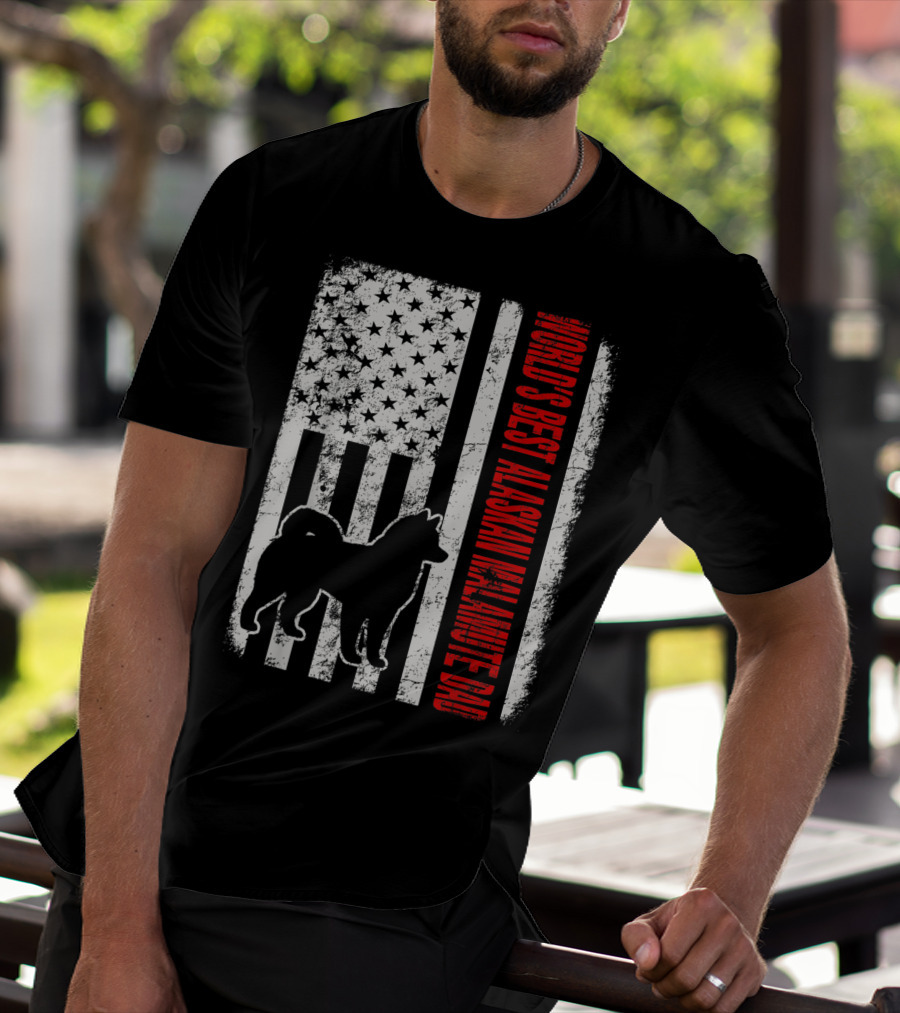 World's Best Alaskan Malamute Dad American Flag T-Shirt