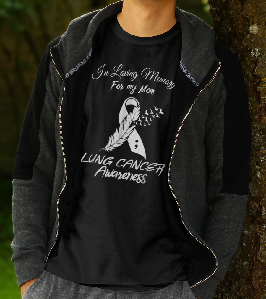 In Loving Memory For My Mom Lung Cancer Awareness Ribbon With Feather And Birds T-Shirt