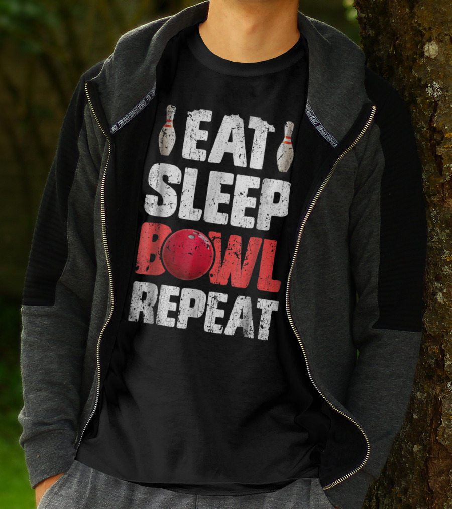 Eat Sleep Bowl Repeat Bowling Pin Red Ball Bowlers T-Shirt