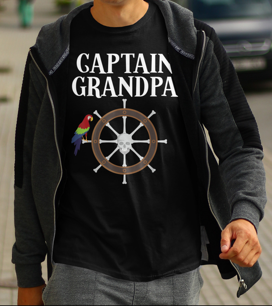 Captain Grandpa Parrot Skull Ship Wheel T-Shirt