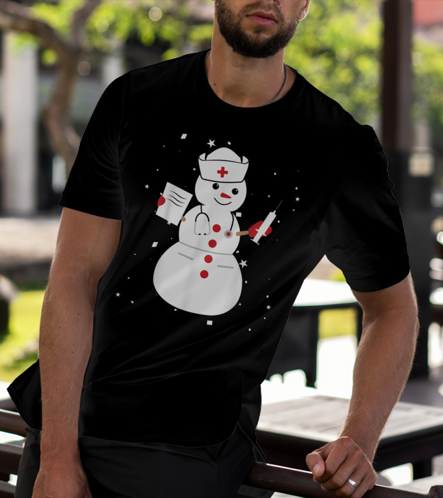 Nurse Snowman Holding Syringe And Clipboard For Cute Christmas Winter T-Shirt