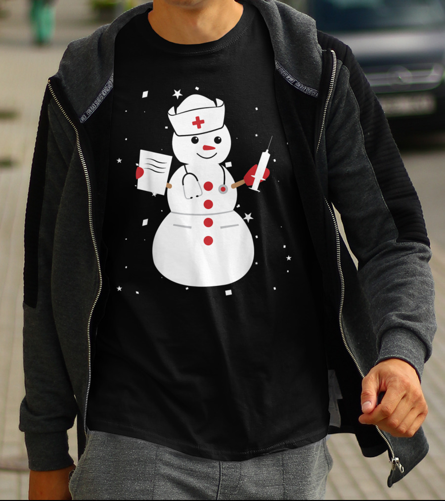 Nurse Snowman Holding Syringe And Clipboard For Cute Christmas Winter T-Shirt