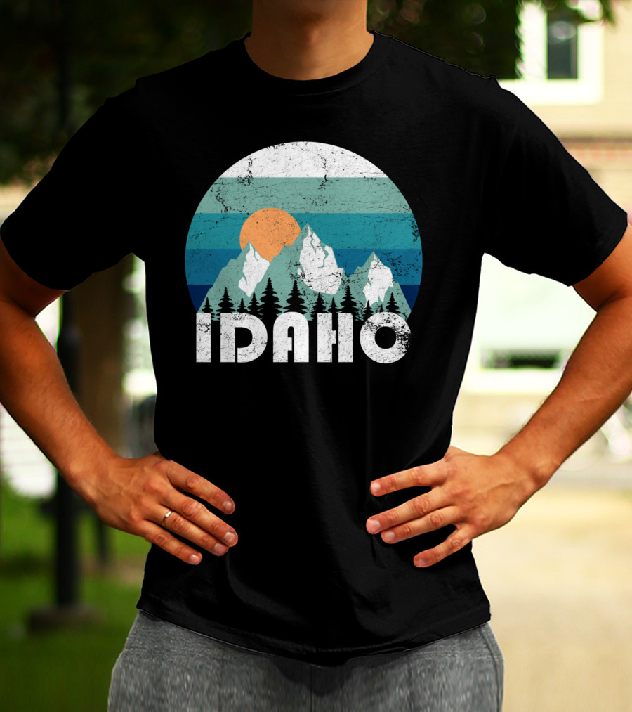 Idaho Mountains Retro Sunset Forest Scenic T-Shirt
