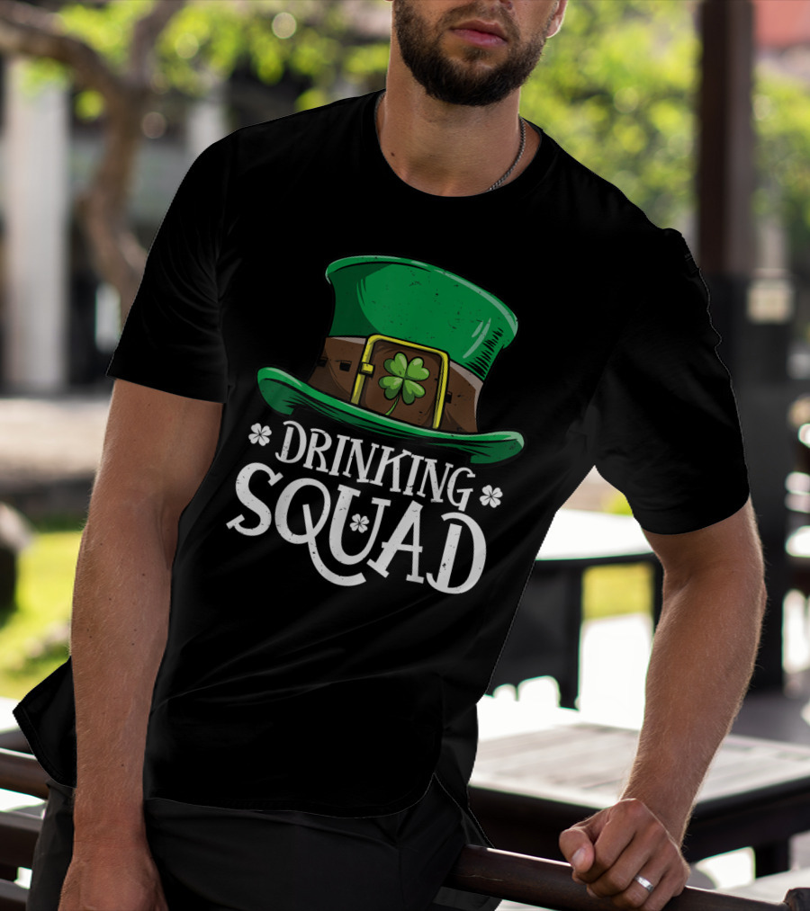Drinking Squad Leprechaun St Patricks Day Men T-Shirt