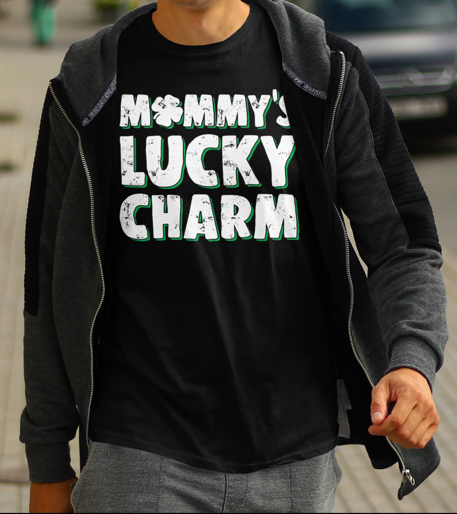 Mommy's Lucky Charm St Patrick's Day Clover T-Shirt