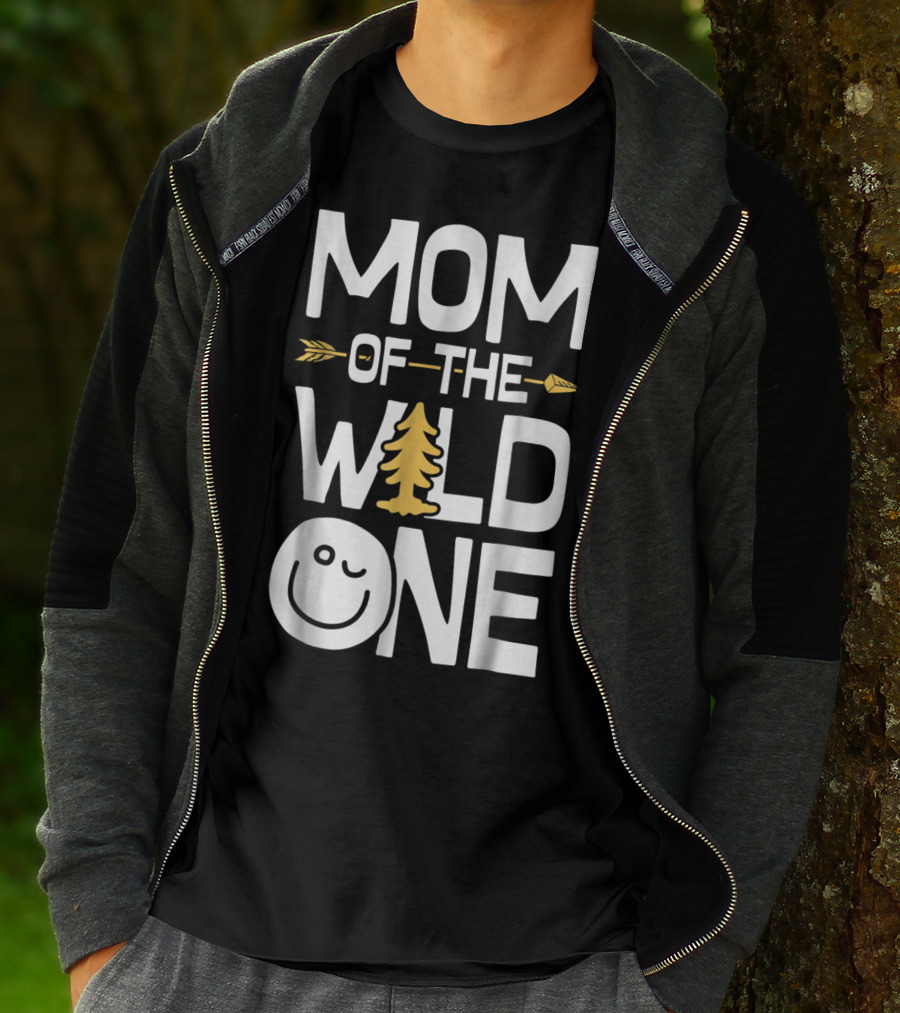 Mom Of The Wild One Arrow Tree Smiley Mother's Day Fun T-Shirt