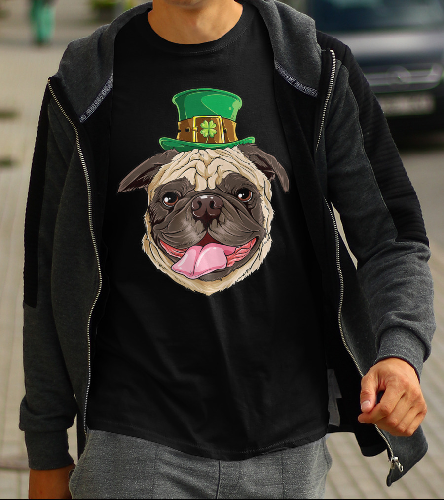 Pug Leprechaun St Patricks Day Funny Dog Wearing Green Hat T-Shirt
