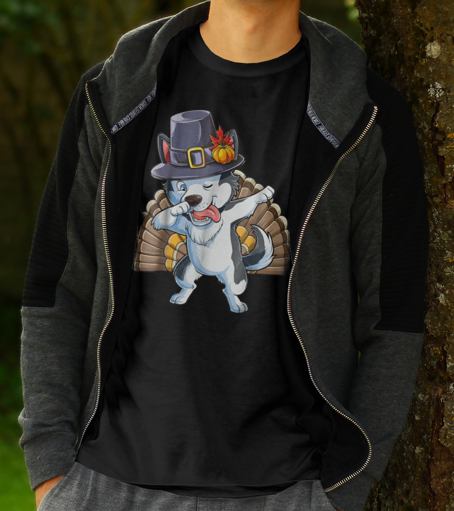 Thanksgiving Dabbing Siberian Husky In Pilgrim Hat With Turkey Feathers T-Shirt