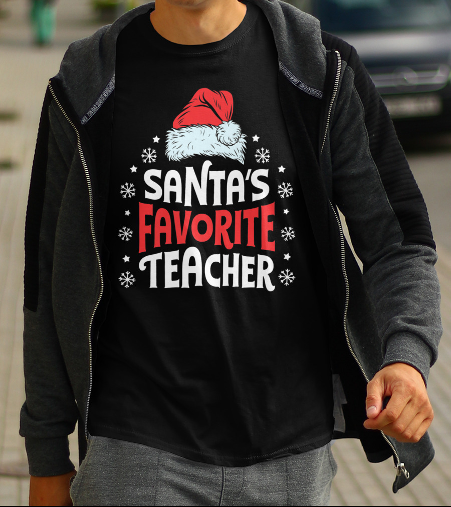 Santa's Favorite Teacher Christmas Women Funny Santa Hat Snowflakes T-Shirt
