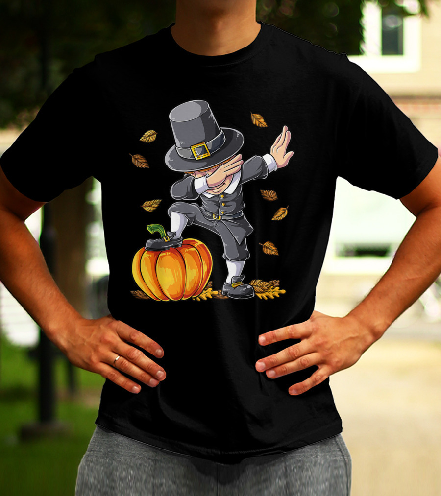 Thanksgiving Dabbing Pilgrim Boy Pumpkin Autumn Leaves T-Shirt