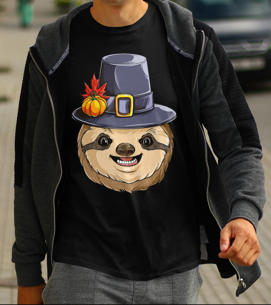 Thanksgiving Sloth With Pilgrim Hat Pumpkin And Autumn Leaves T-Shirt