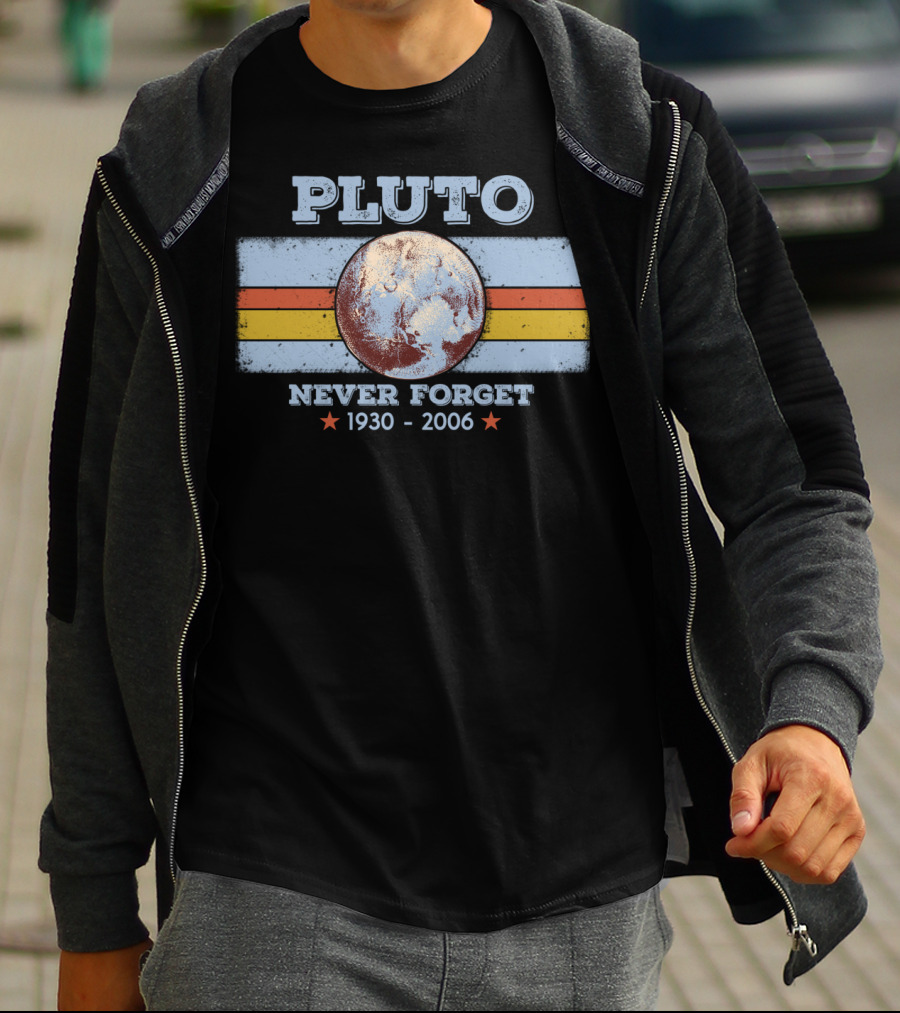 Pluto Never Forget 1930-2006 Retro Astronomy Planet T-Shirt