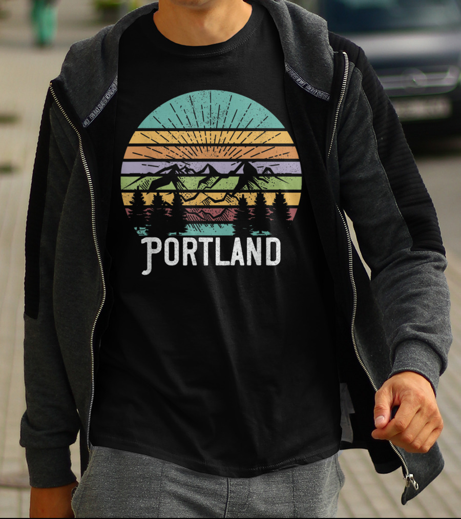 Portland Oregon Vintage Mountain Sunset 70's Forest Scene T-Shirt