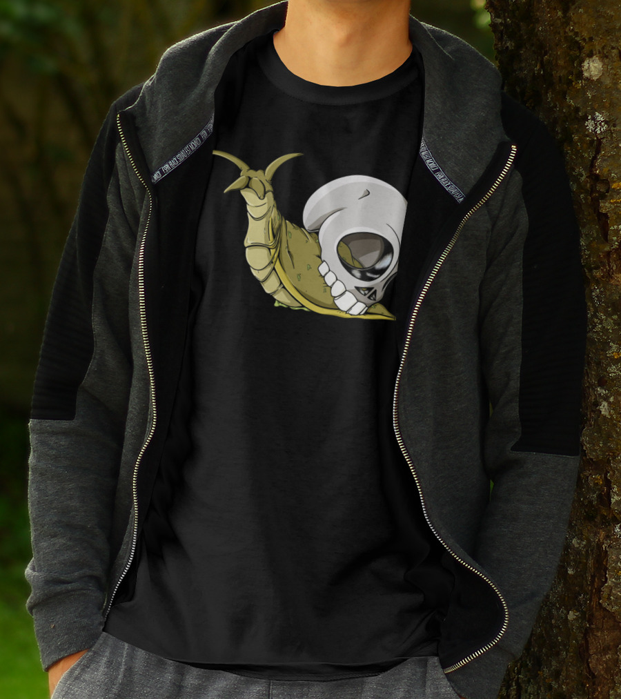 Skullug Funny Mix Skull With Slug Shell T-Shirt