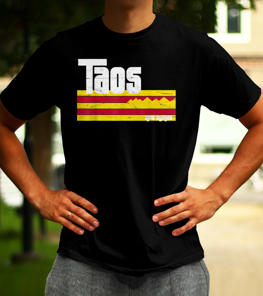 Taos New Mexico Vintage Mountain Stripes Skiing Hiking T-Shirt