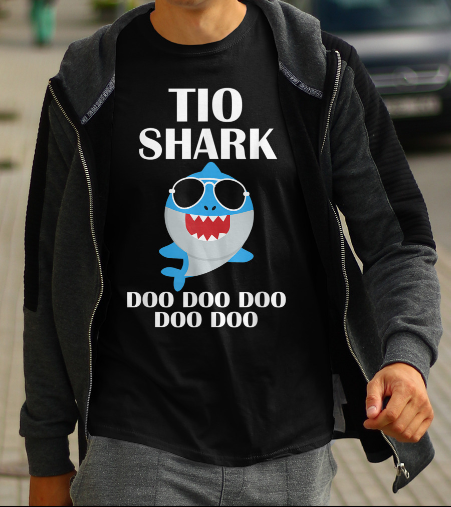 Tio Shark Sunglasses Doo Doo Doo Doo Doo T-Shirt