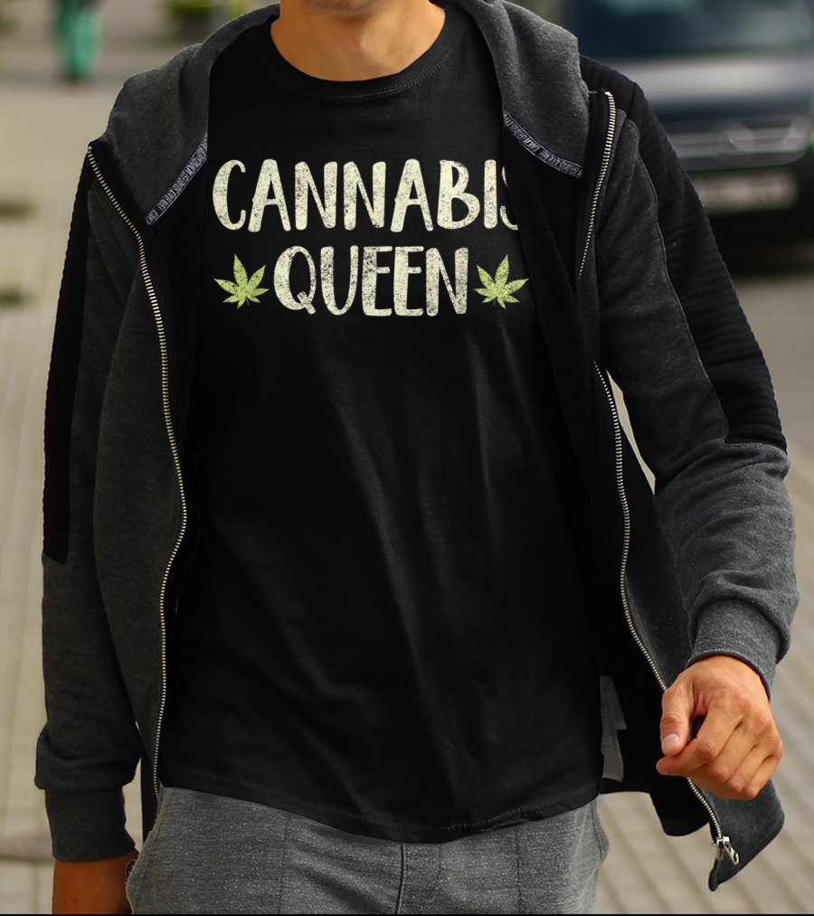 Cannabis Queen Weed Stoner Girl T-Shirt