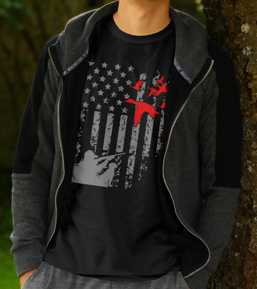 American Flag Waterfowl Hunting With Patriotic Duck T-Shirt
