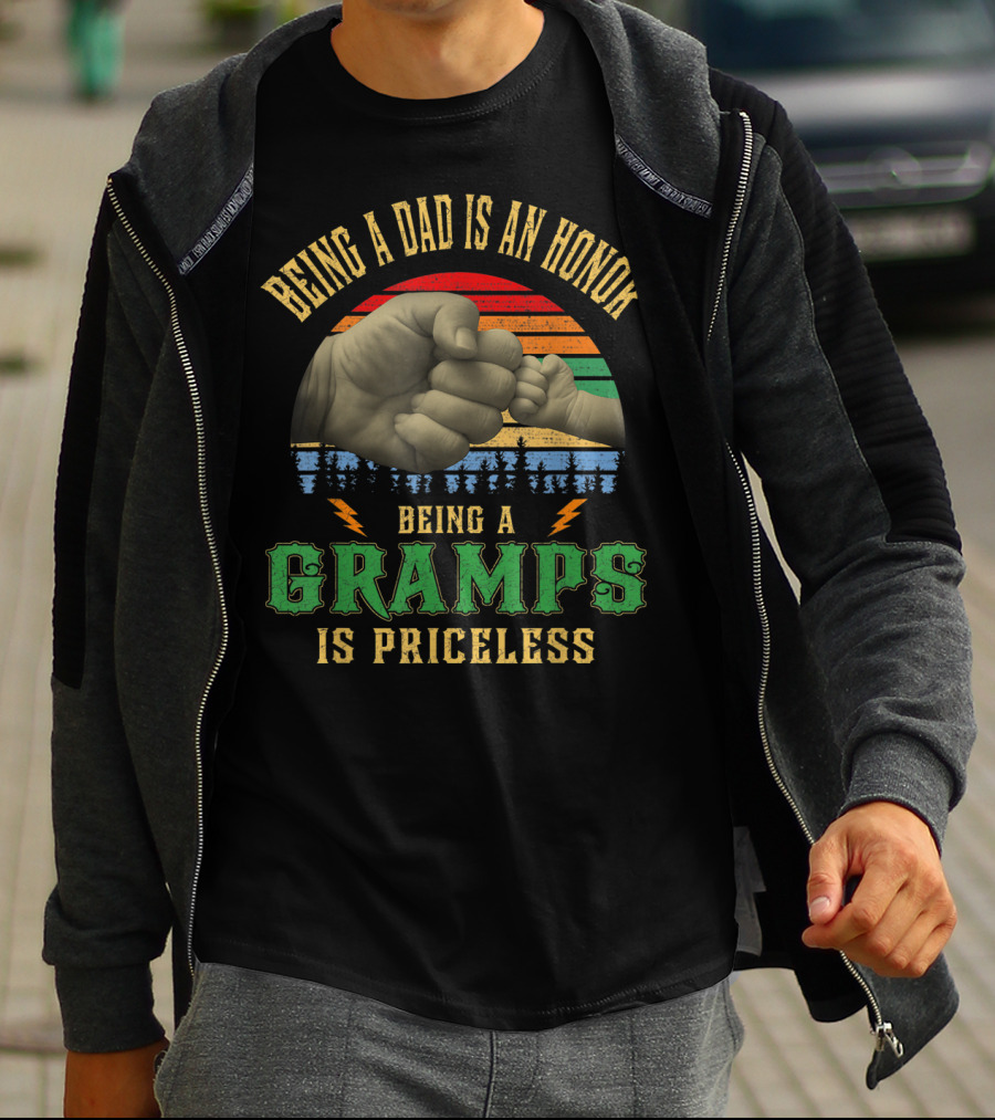 Being A Dad Is An Honor Being A Gramps Is Priceless Fist Bump Retro Circle T-Shirt
