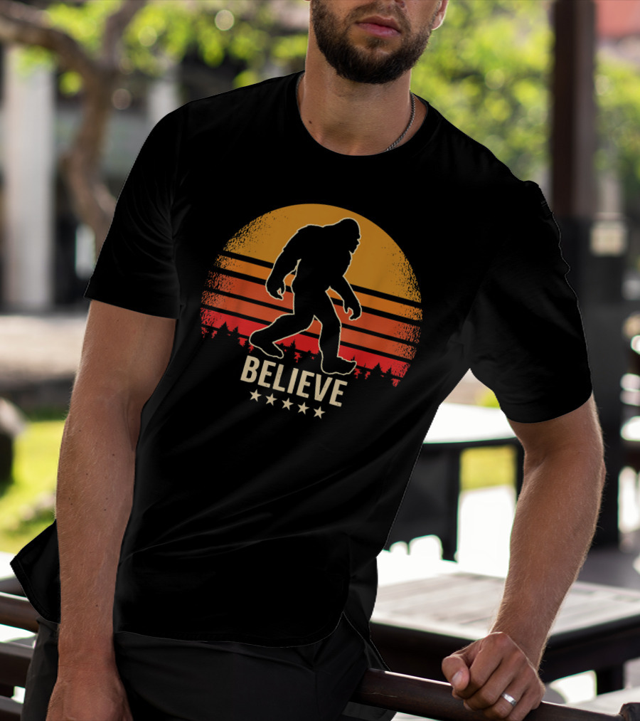 Believe Sunset Bigfoot Silhouette Retro Stars Forest T-Shirt