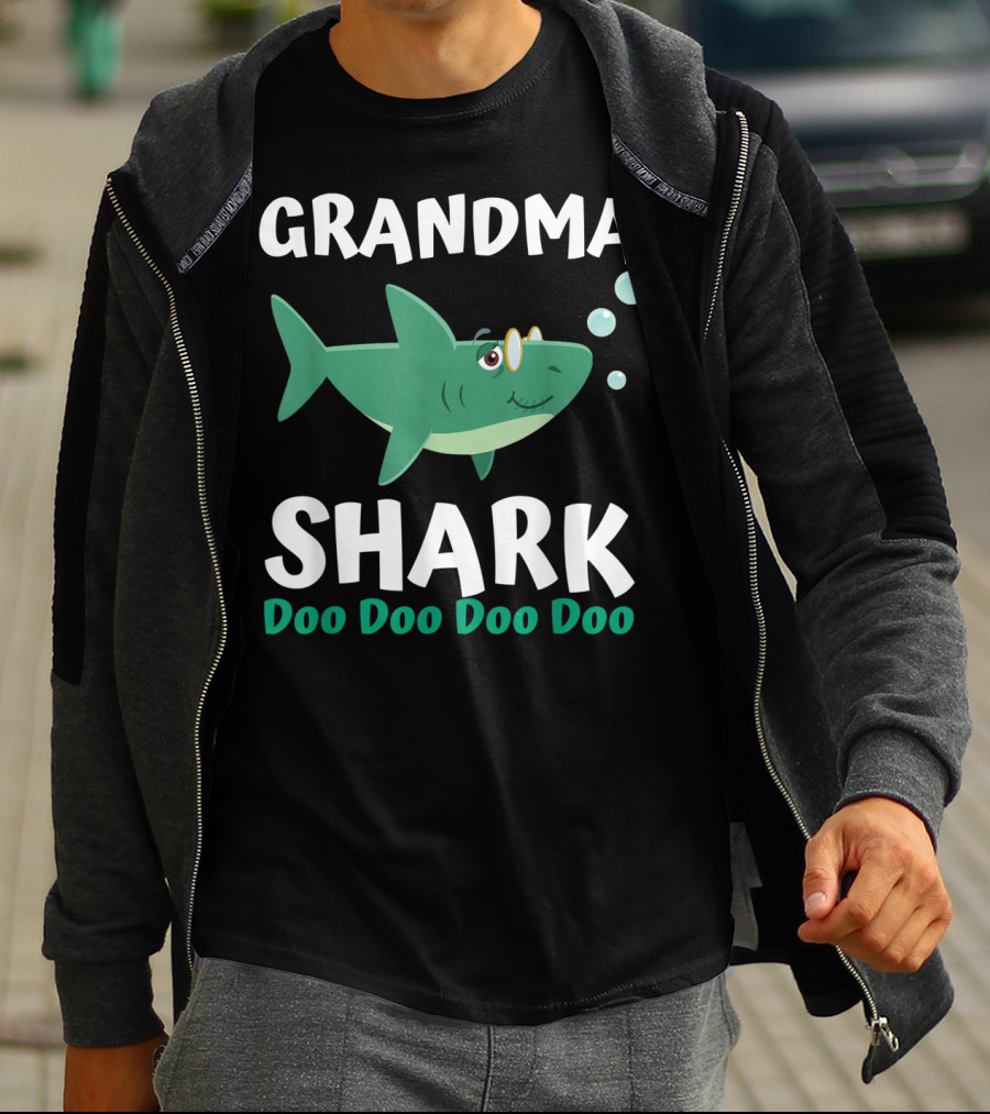 Grandma Shark Doo Doo Doo Doo Matching Family Shark Set T-Shirt