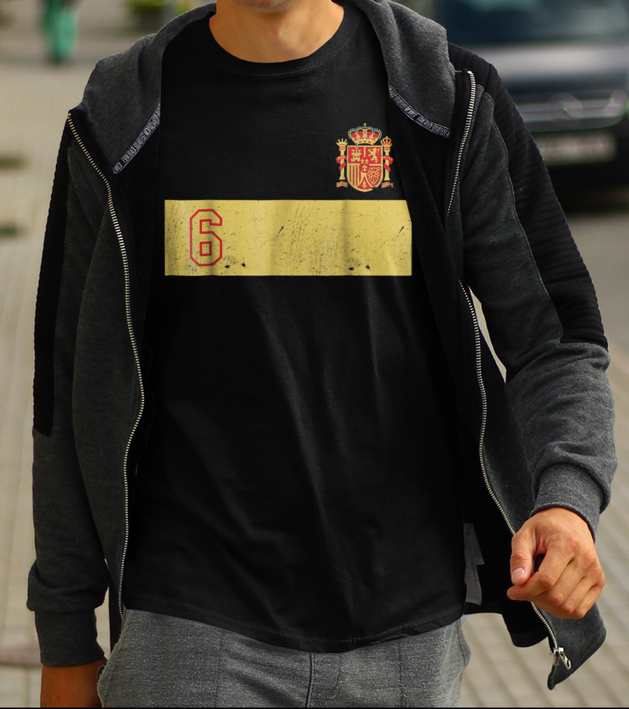 Espana Roja Futbol Camiseta Number 6 Crest T-Shirt