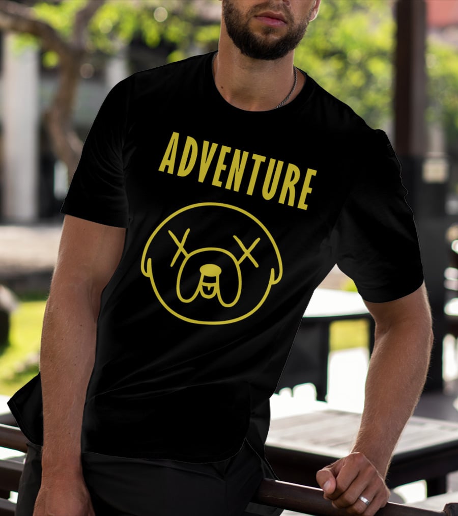 ADVENTURE PUG BAND Face Drawing T-Shirt