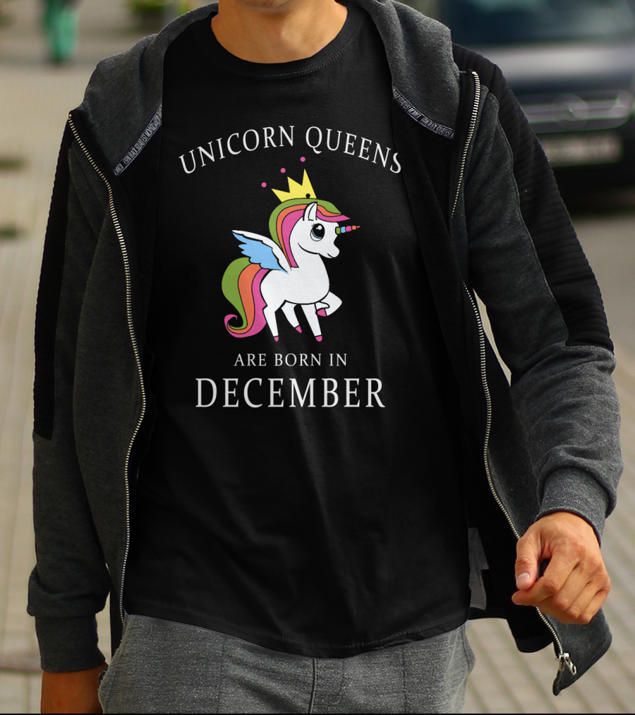 Unicorn Queens Are Born In December With Crown And Wings T-Shirt