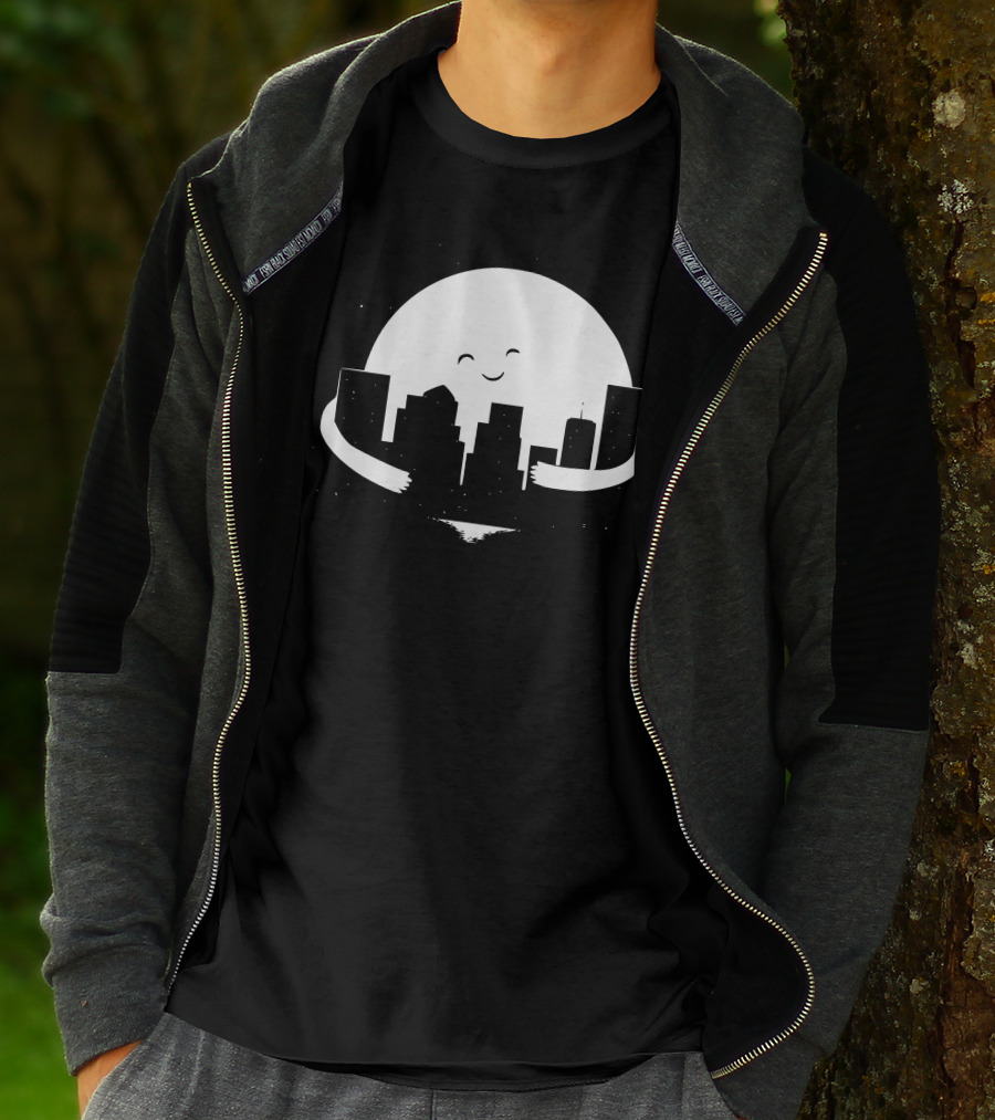 MOON HUG CITY EMBRACE T-Shirt
