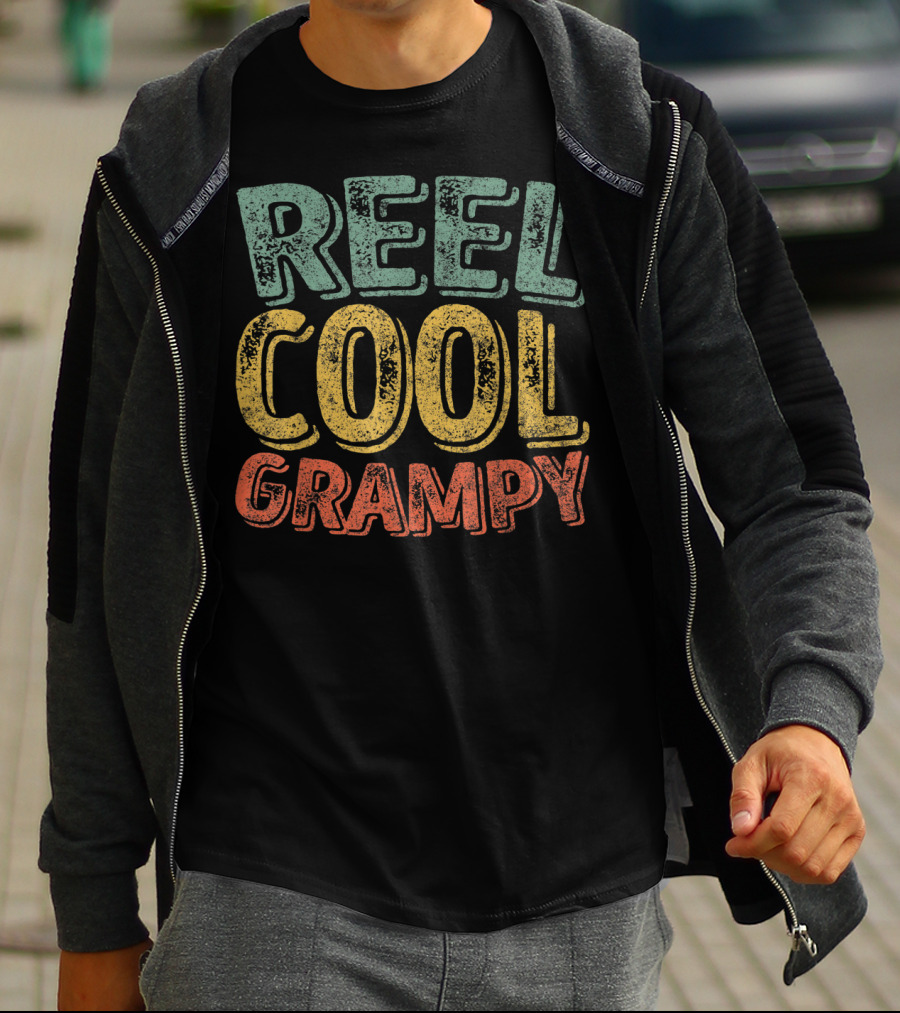 Reel Cool Grampy Mens Perfect Xmas Fisherman T-Shirt