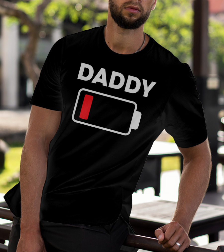 Daddy Low Battery Christmas Family Matching T-Shirt