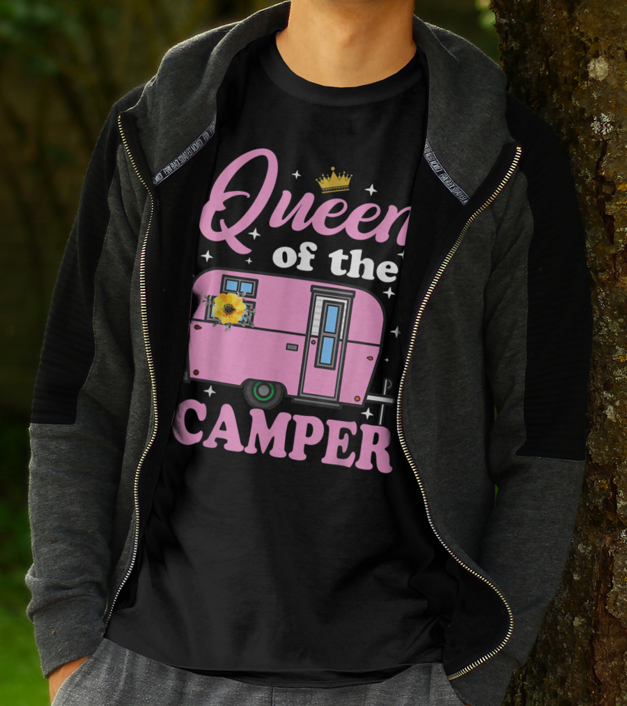 Queen Of The Camper Crowned Floral Retro Caravan Camping Outdoor T-Shirt