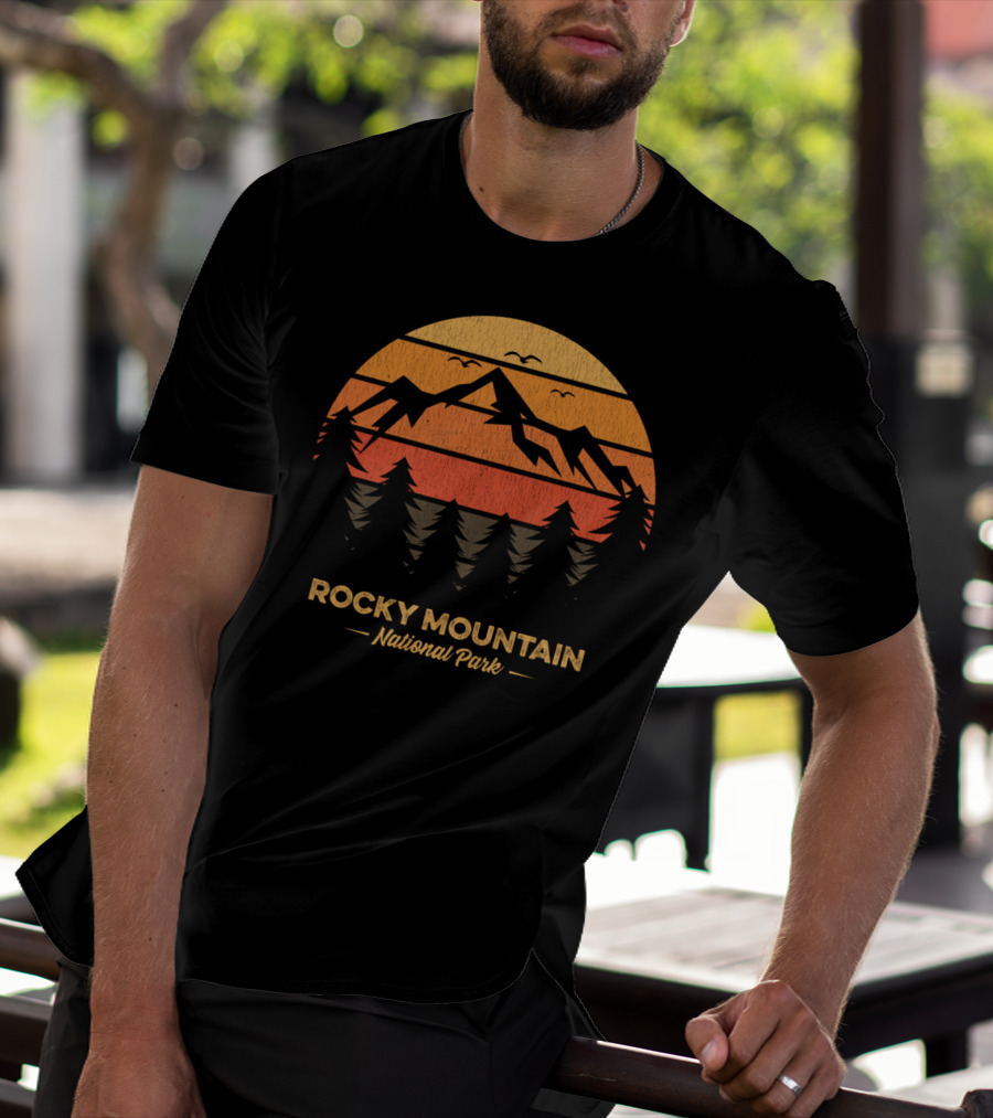 Rocky Mountain National Park Vintage Sunset Mountain T-Shirt