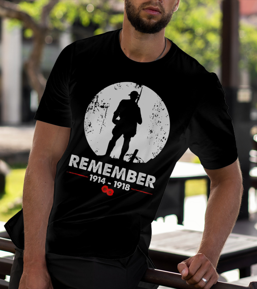World War 1 Remember 1914-1918 Soldier Silhouette With Poppies T-Shirt