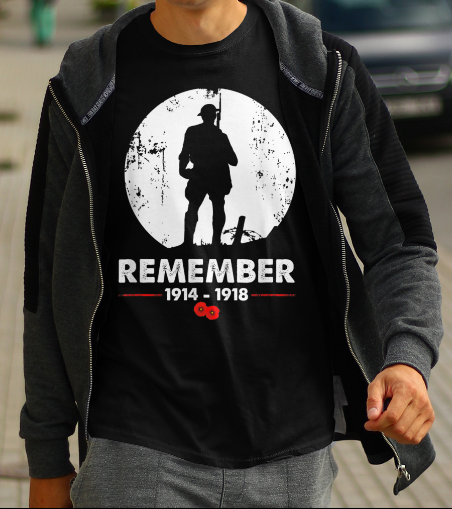 World War 1 Remember 1914-1918 Soldier Silhouette With Poppies T-Shirt