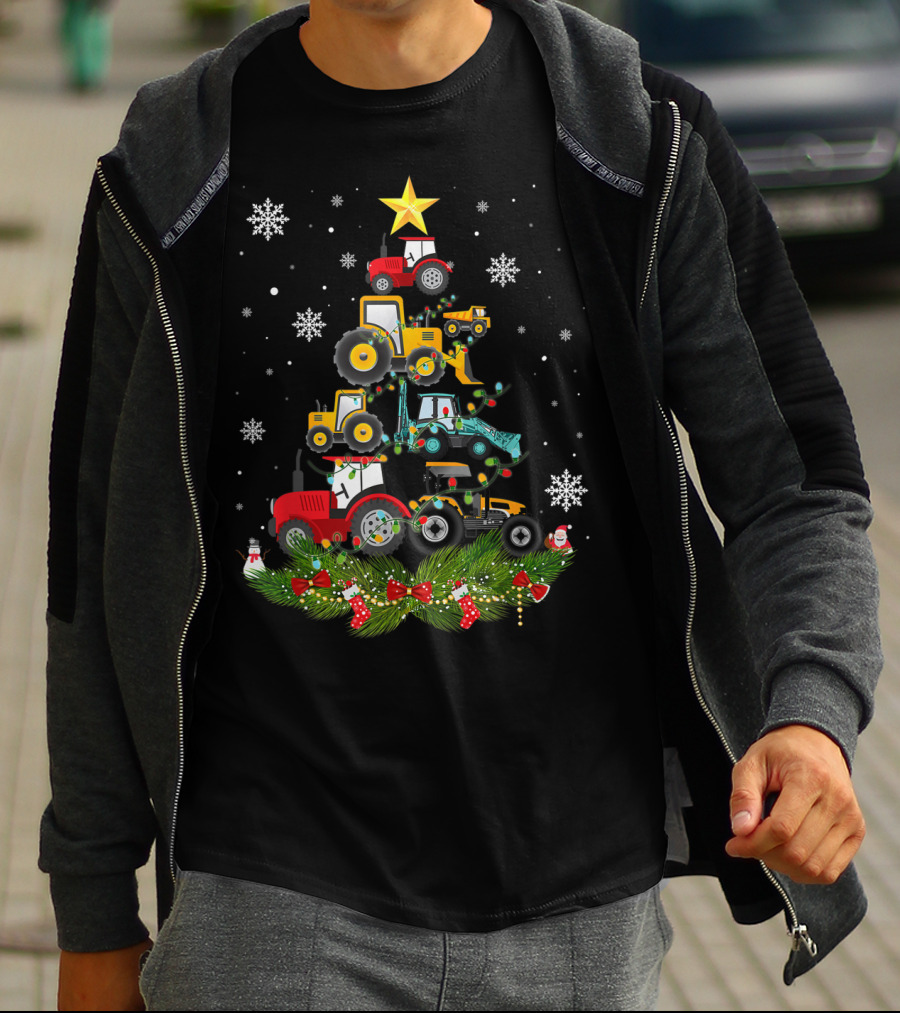 Tractor Christmas Tree Holiday Snowflakes Garland Star T-Shirt