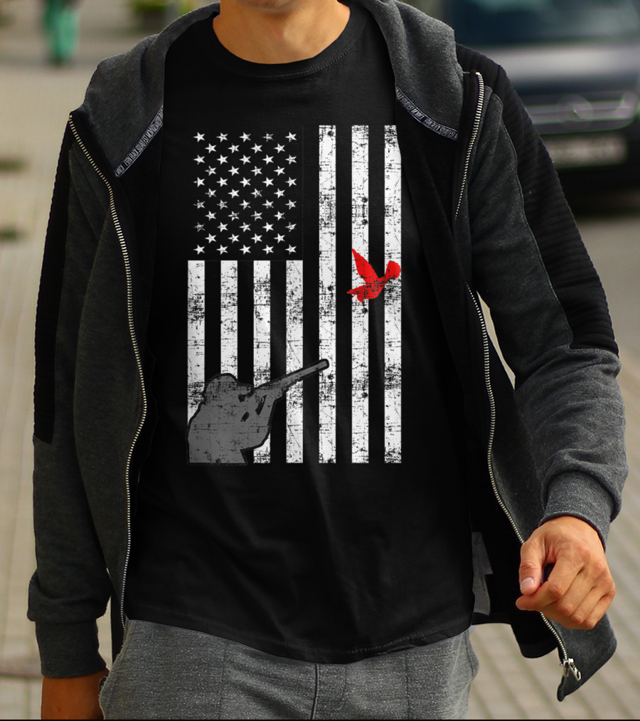 American Flag Bird Hunter Trapping USA Loyal Hunter T-Shirt