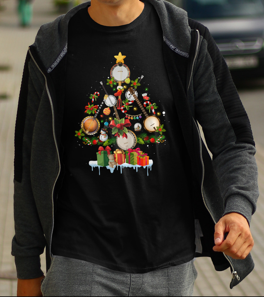 Banjo Christmas Tree With Lights And Gifts T-Shirt