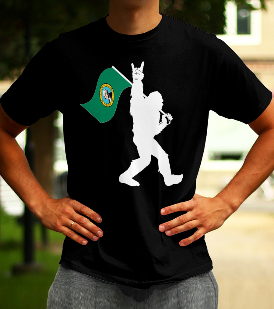 Bigfoot Holding Washington State Flag Rock And Roll Gesture T-Shirt