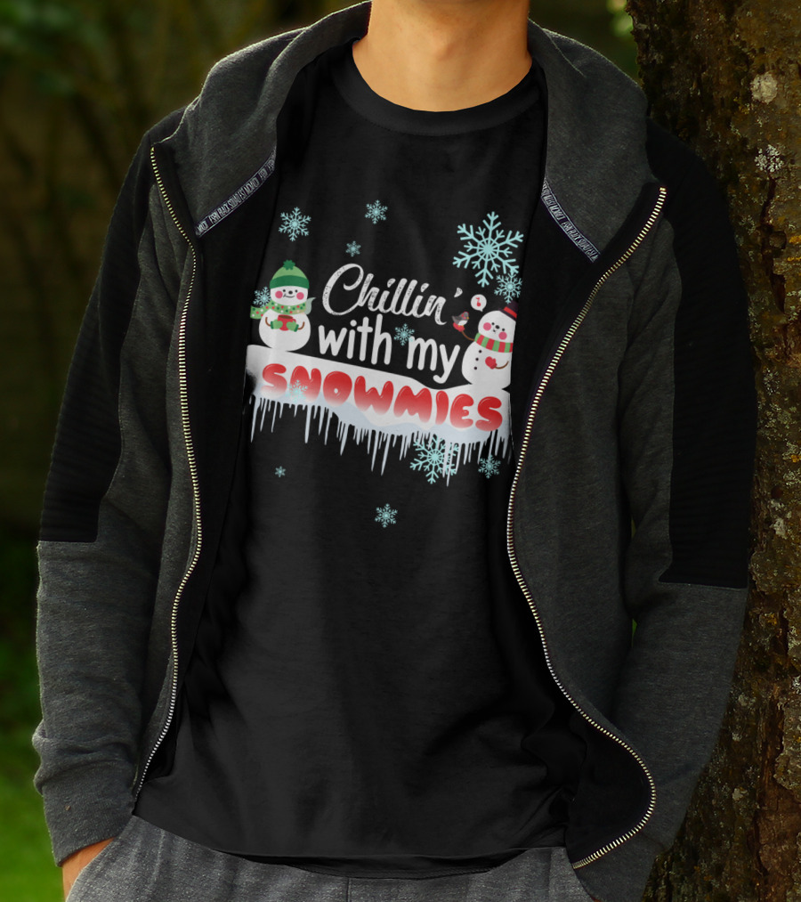 Chillin' With My Snowmies Cute Snowman Smoking Pipe And Snowflakes T-Shirt
