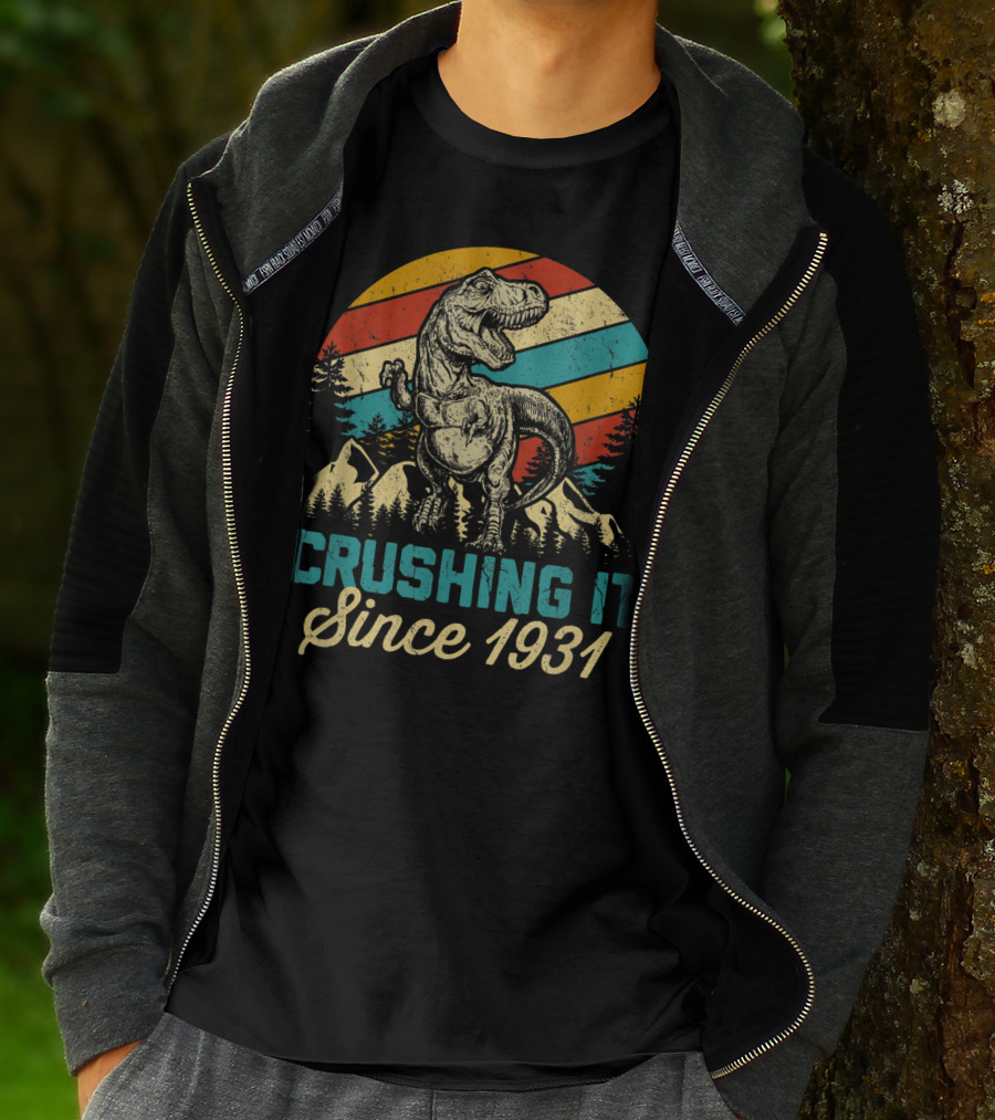 Crushing It Since 1931 Dinosaur 89Th Years Old Birthday Boy T-Shirt