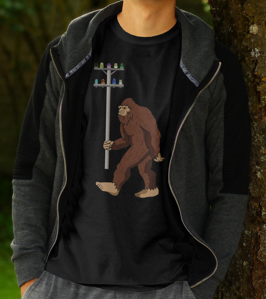 Bigfoot Collects Glass And Porcelain Figurines Enthusiastically T-Shirt