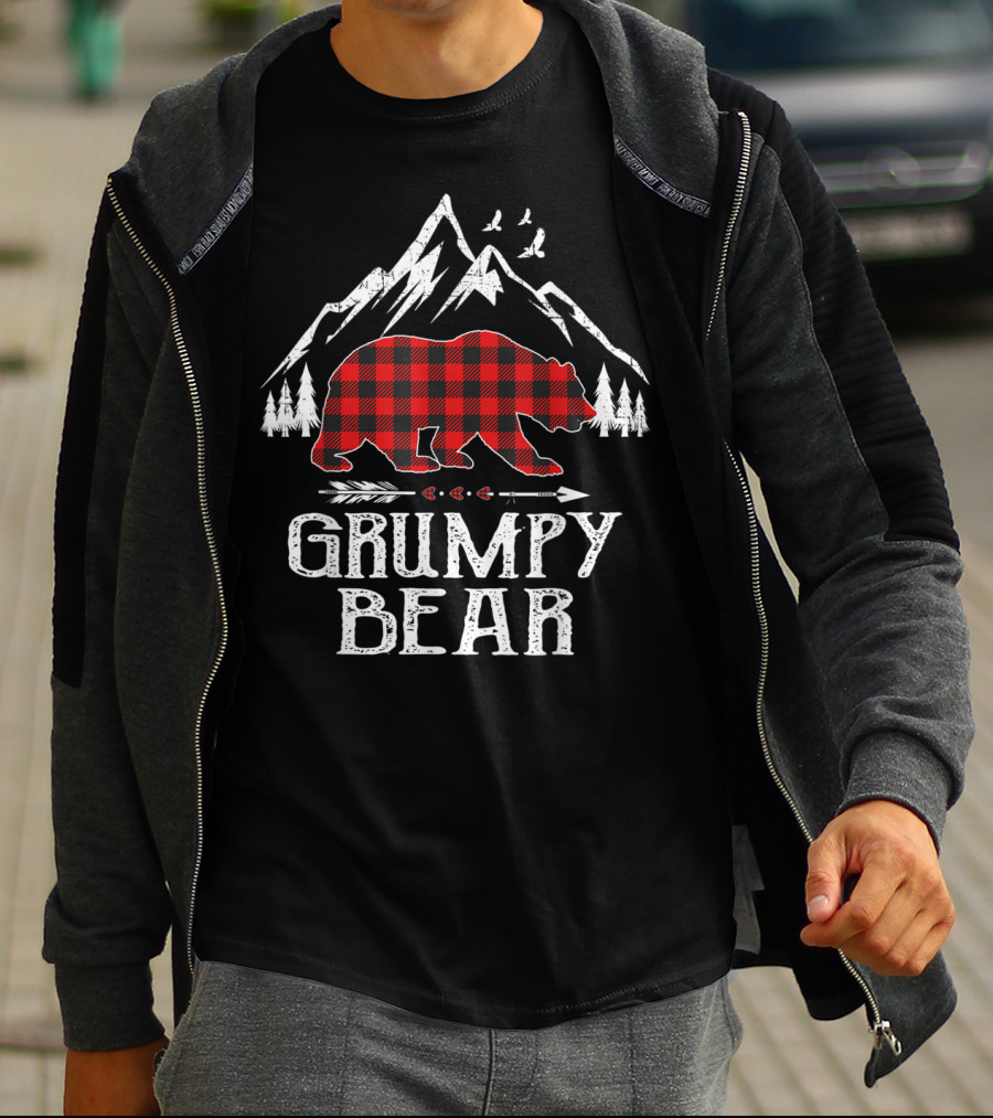 Grumpy Bear Red Plaid Buffalo Mountain Christmas Forest T-Shirt