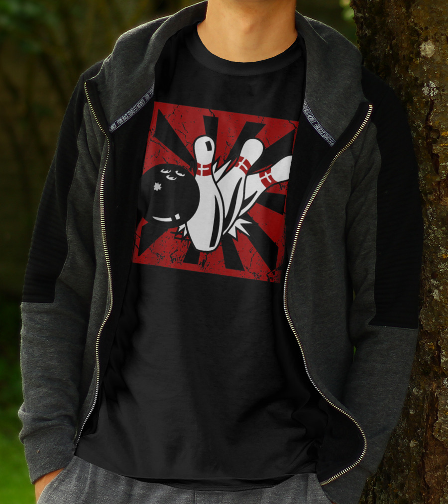 Retro Vintage Bowling Funny Striking Bowler Bowl Pins Explosion T-Shirt