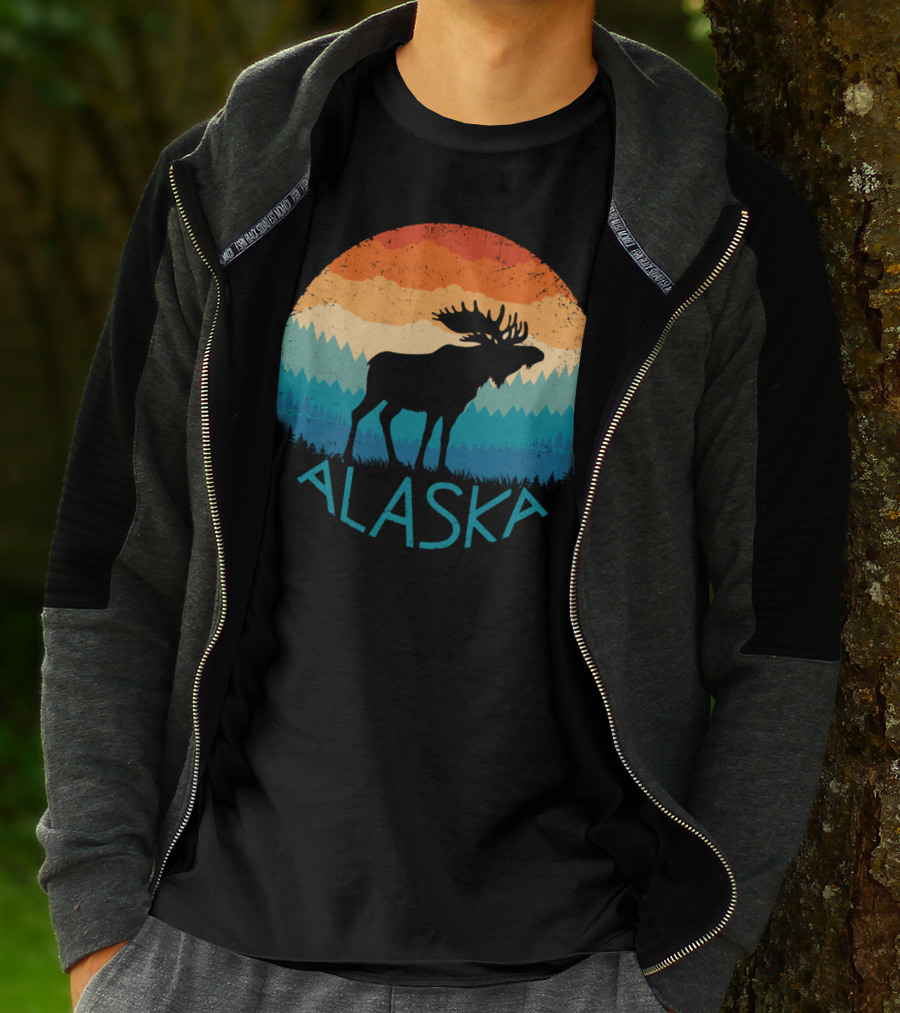 Alaska Retro Moose Vintage Mountain State Sunset Scene T-Shirt